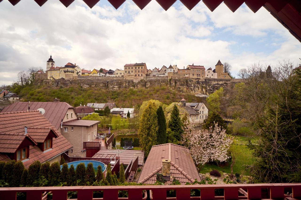 Penzion Na Hradčanech Nové Město nad Metují Esterno foto