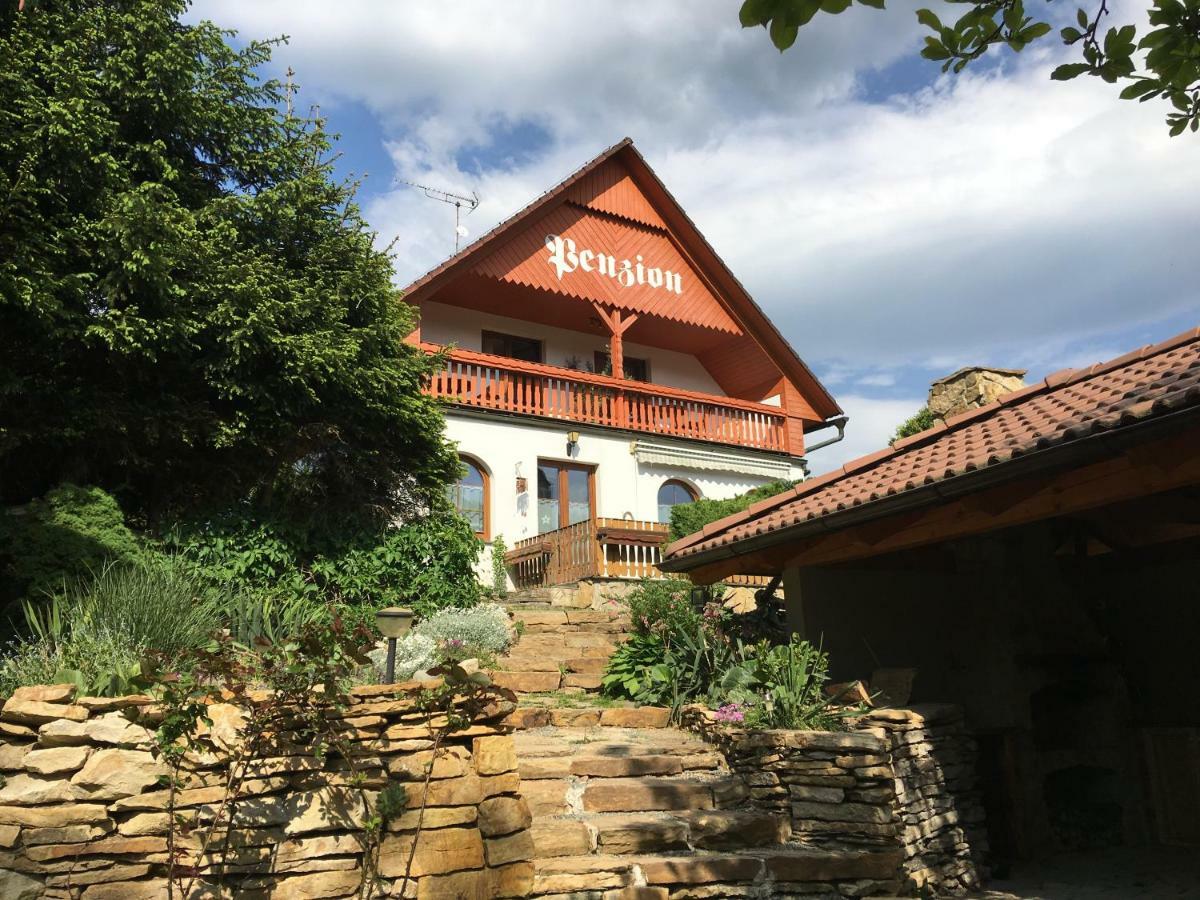 Penzion Na Hradčanech Nové Město nad Metují Esterno foto