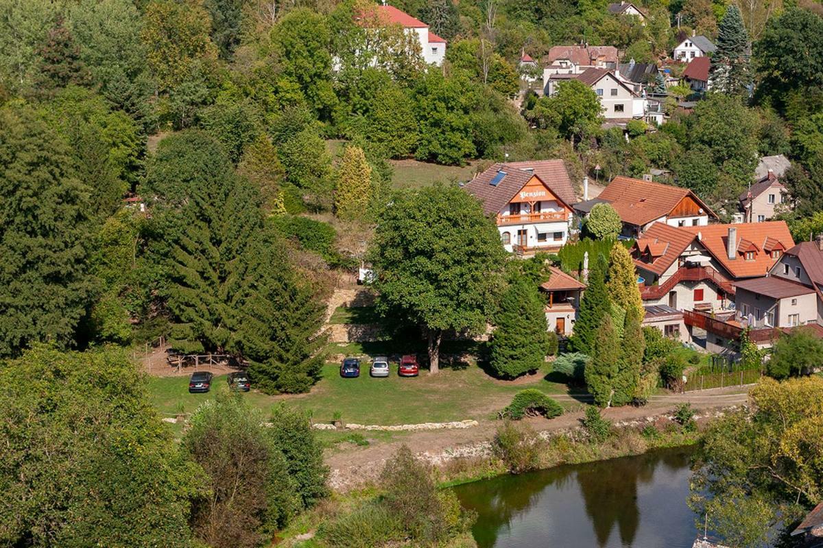 Penzion Na Hradčanech Nové Město nad Metují Esterno foto